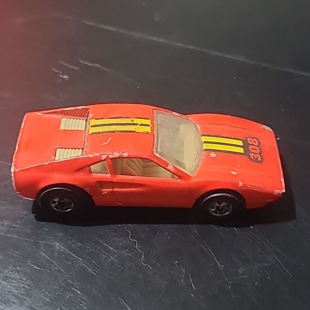 Hot Wheels Color Racers Ferrari Race Bait 308 BW Blackwall Malaysia 1988 Changer